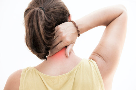 Chaleur ou froid pour les cervicales : que choisir ?