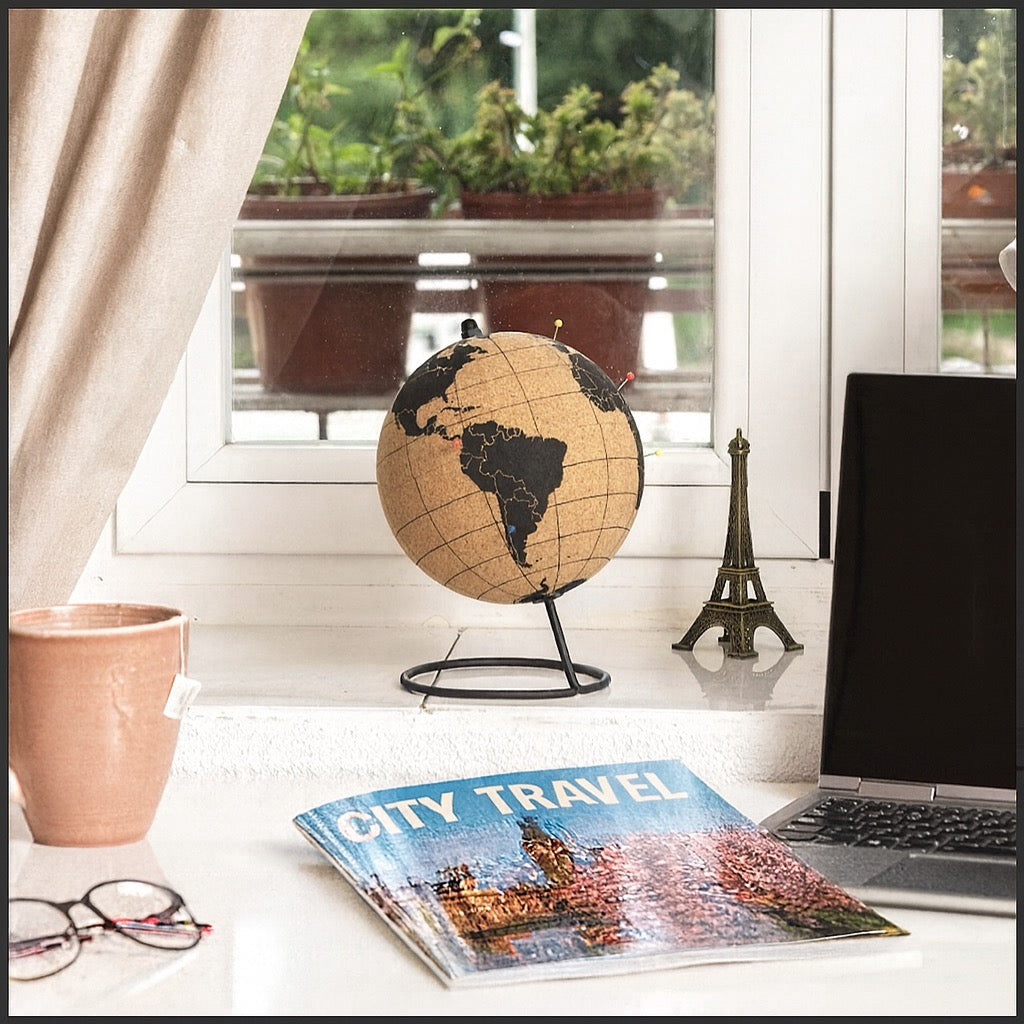 Globe terrestre en liège vintage – 20 cm